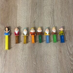 Disney Snow White and Dwarfs Pez Dispenser Set - Multicolor